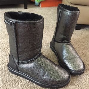 Bear Paw black and silver boots sz 6 new!